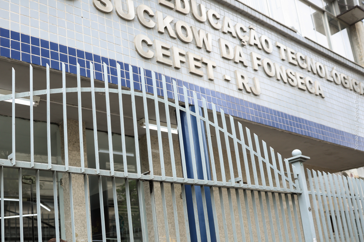 CREMERJ vai apurar circunstâncias de laudo psiquiátrico que autorizou retorno de funcionário ao Cefet