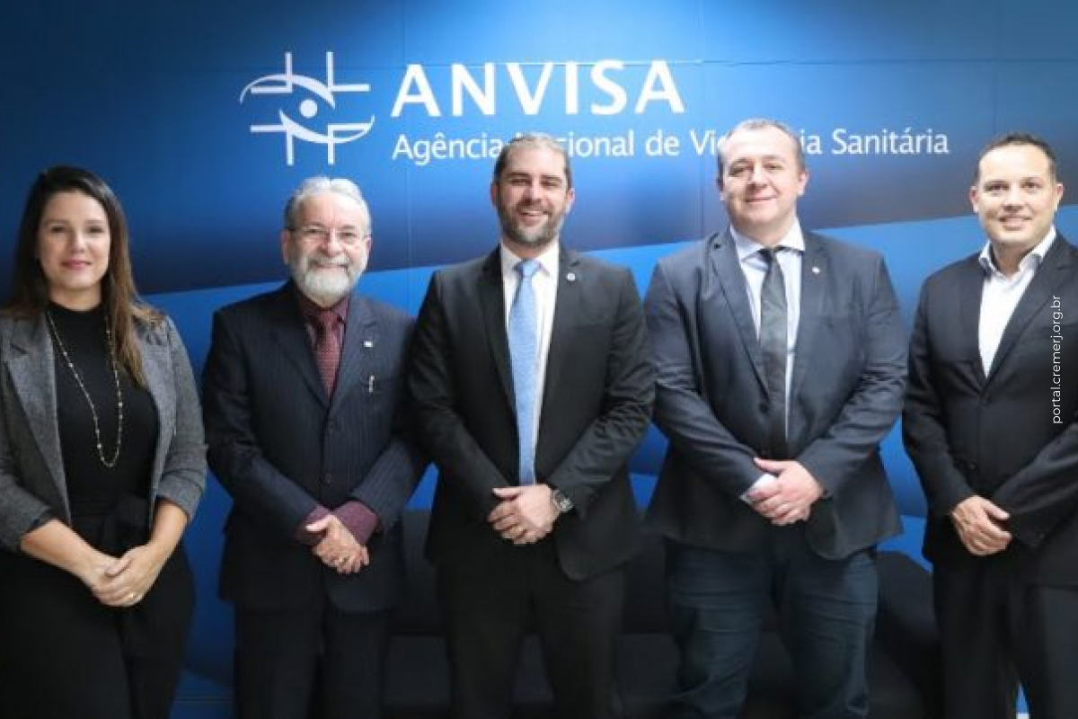 Anvisa aprova resolução que permite emissão de receitas amarela e azul por meio eletrônico