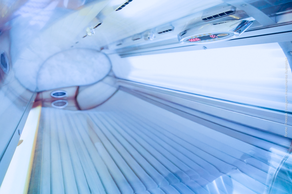 Bronzeamento artificial: o atalho perigoso para a marquinha de biquíni no verão