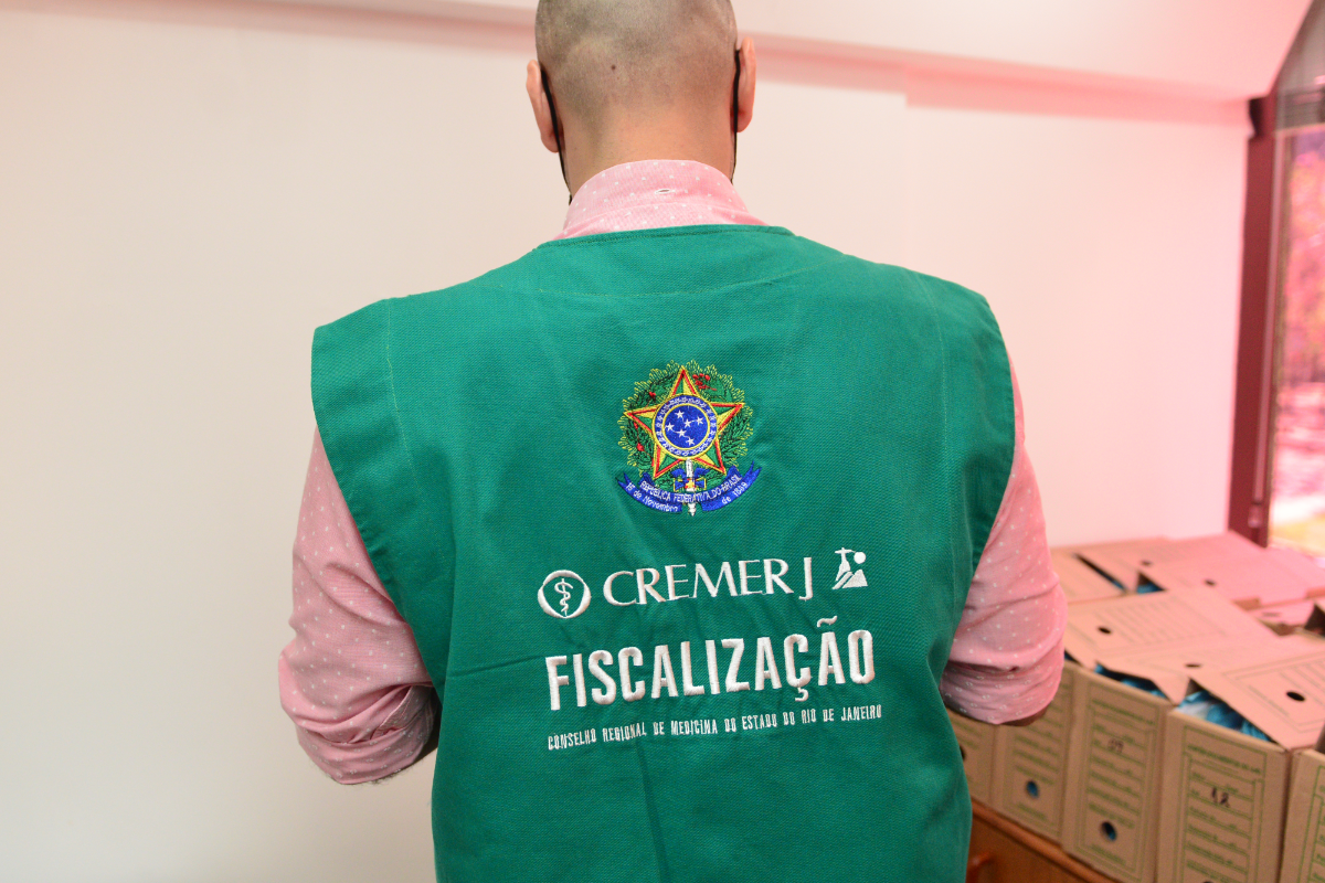 Segurança para médicos: CREMERJ fiscaliza cumprimento da Resolução CFM nº 2.444/2025