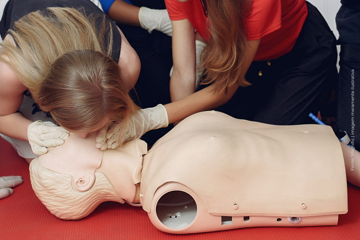 Projeto prevê manequins femininos em treinamentos de primeiros socorros