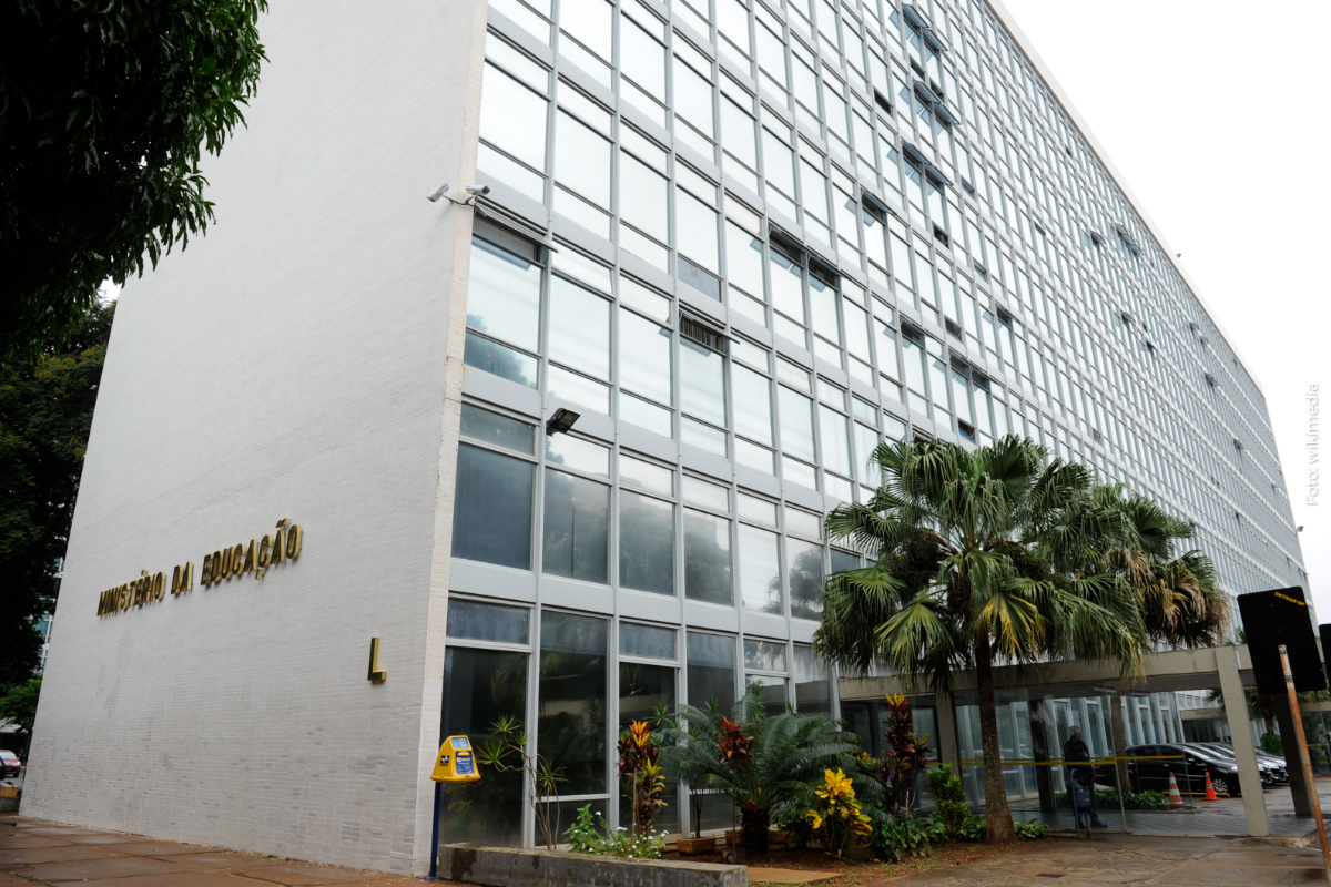 Justiça barra Enamed, reforçando alerta do CFM sobre a má qualidade das escolas médicas